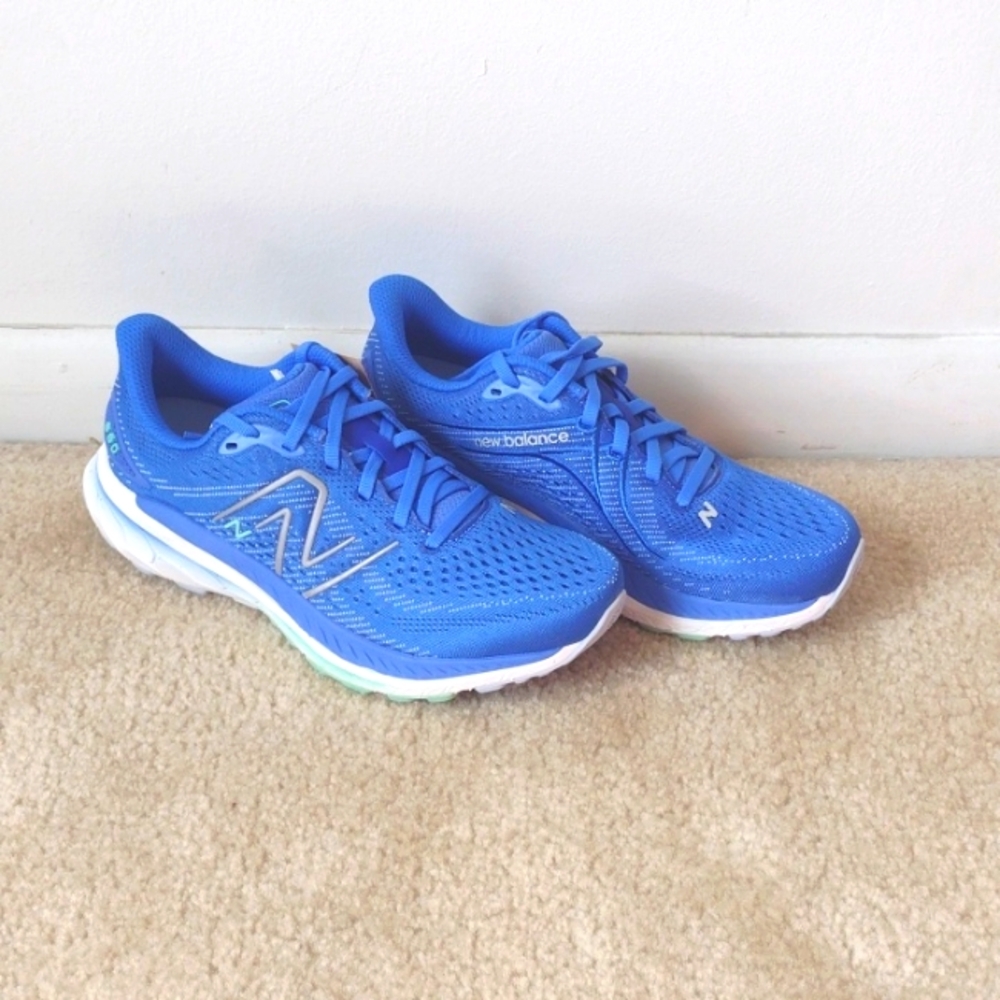 NWT women's New balance fresh foam X 860v13 size 7 blue
